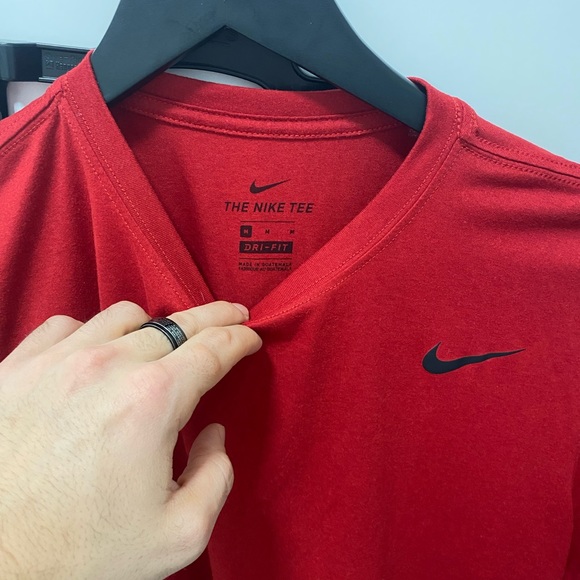 Nike drifit men’s medium - Picture 2 of 5